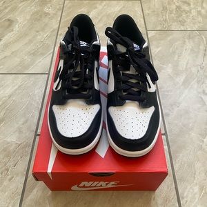 Nike Dunk Low Retro White Black Panda